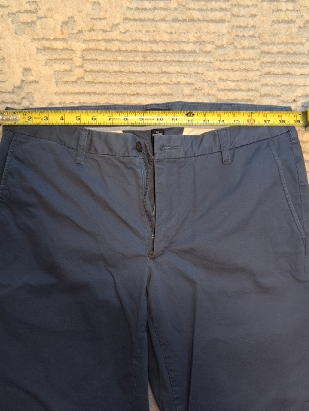 Lands' End Men's Blue Chinos - Picture 4 of 10